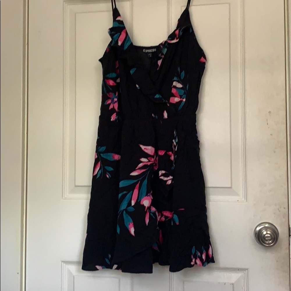 Flowy dress with flowers